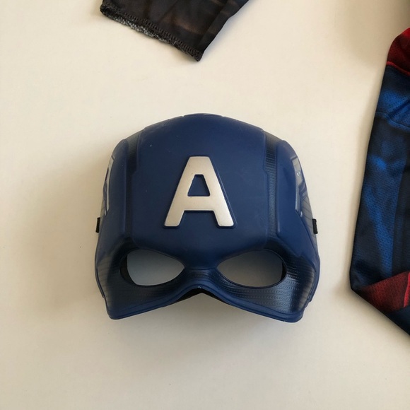 Marvel Captain America Boy Halloween Costume Size 10-12 - Picture 4 of 8